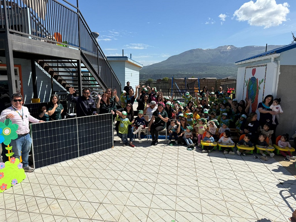 Centro de Padres del Jardín Futuro Austral lanza proyecto FPA 2025 para promover educación ambiental y energías limpias desde la primera infancia