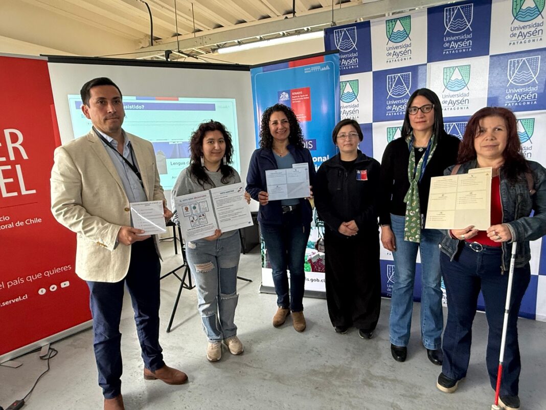 Gobierno, Servel y Sociedad Civil refuerzan voto asistido en Aysén para que personas con discapacidad participen en próximas elecciones